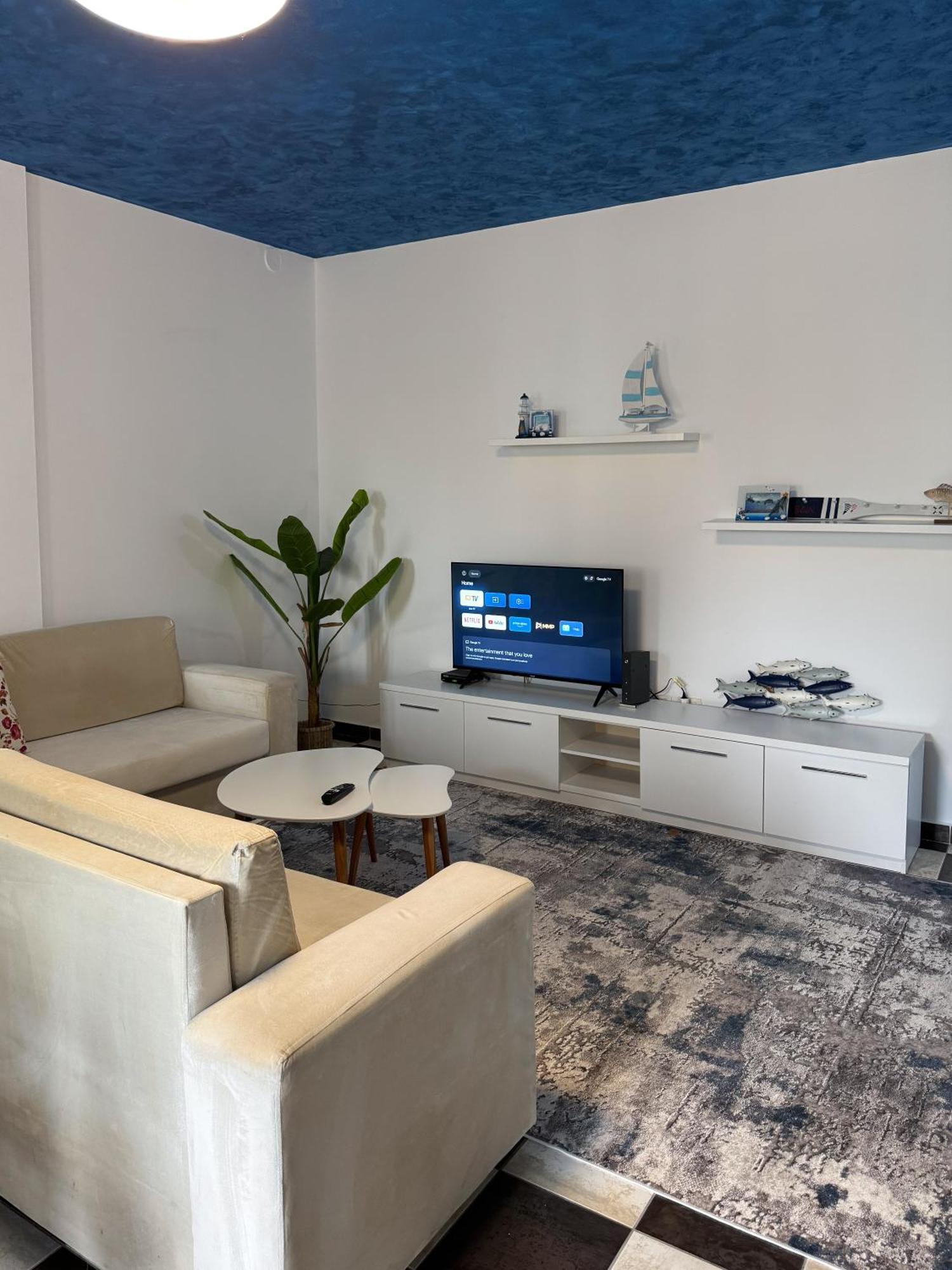 Marina Apartment - The Ocean Heart Of Shkodra Exterior photo
